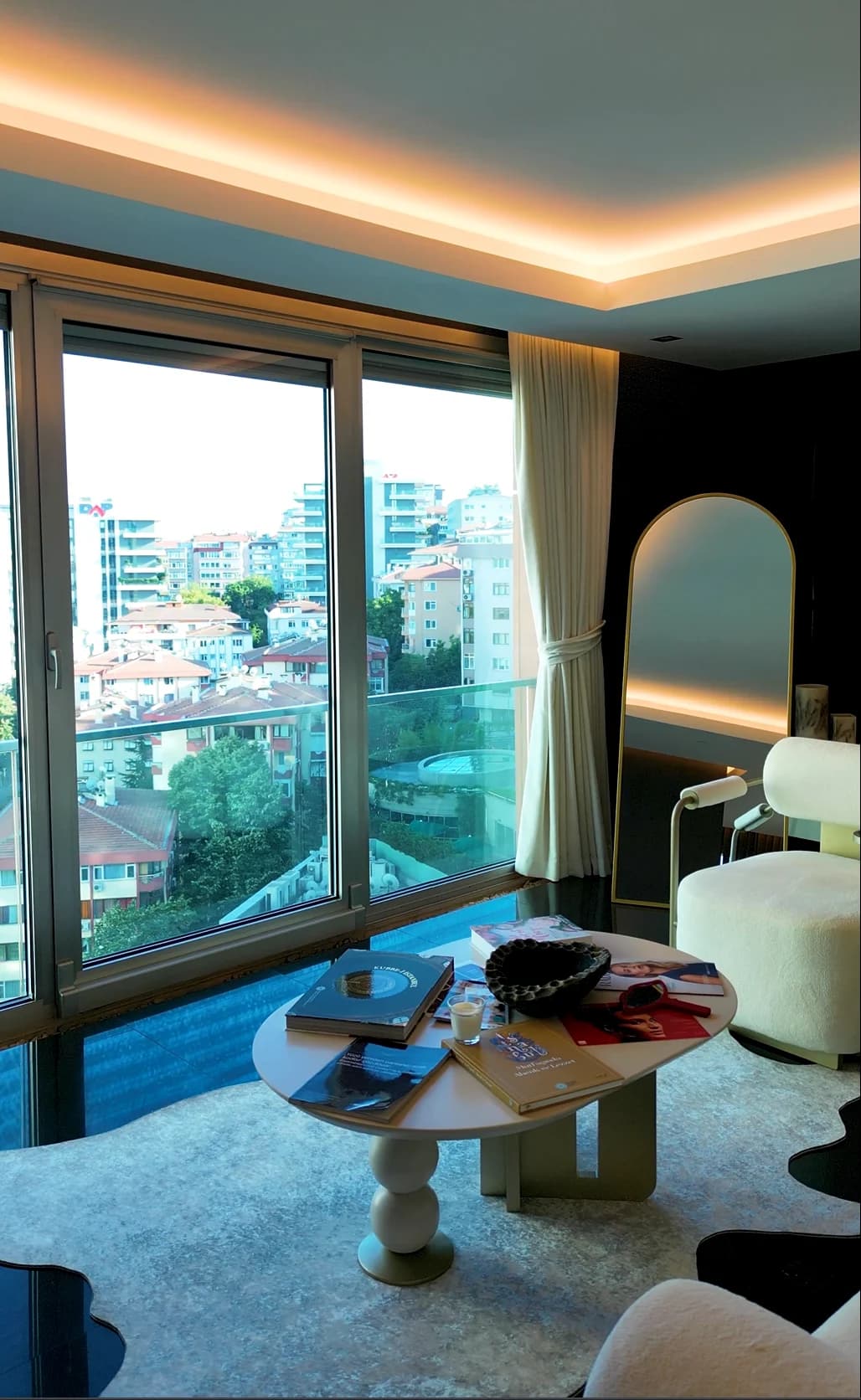 Nişantaşı manzaralı bekleme salonu